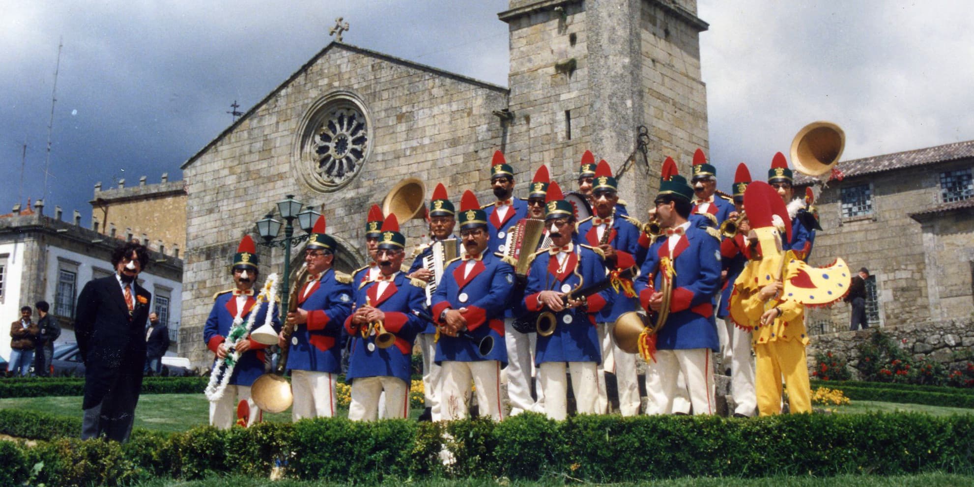 Banda Plástica — pelo mundo